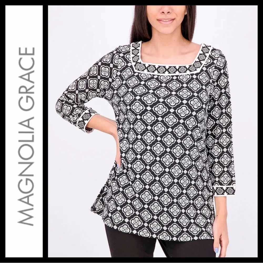 Magnolia Grace Mariana Square Neck Tunic